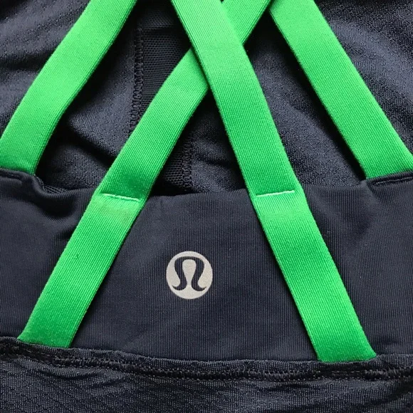 Lululemon Shelf-Bra Tank - Picture 3 of 3